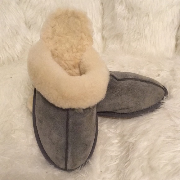 overland sheepskin slippers